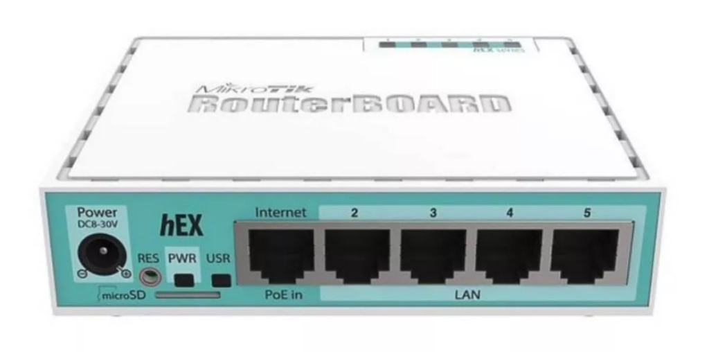 MikroTik RB750Gr3 uno de los mejores MikroTiks para Voucher Hotspots.